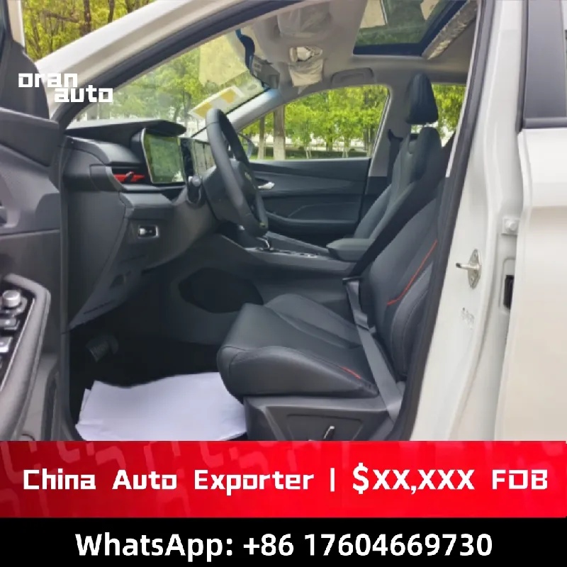 wheel design and compact crossover body detail