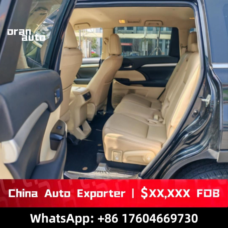 7 seater passenger seating area