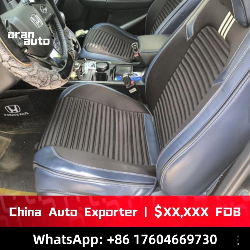 CR-V AWD cabin seats and rear passenger space comfort