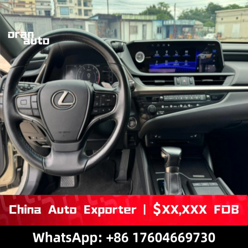 Lexus ES 200 side profile elegant luxury sedan lines
