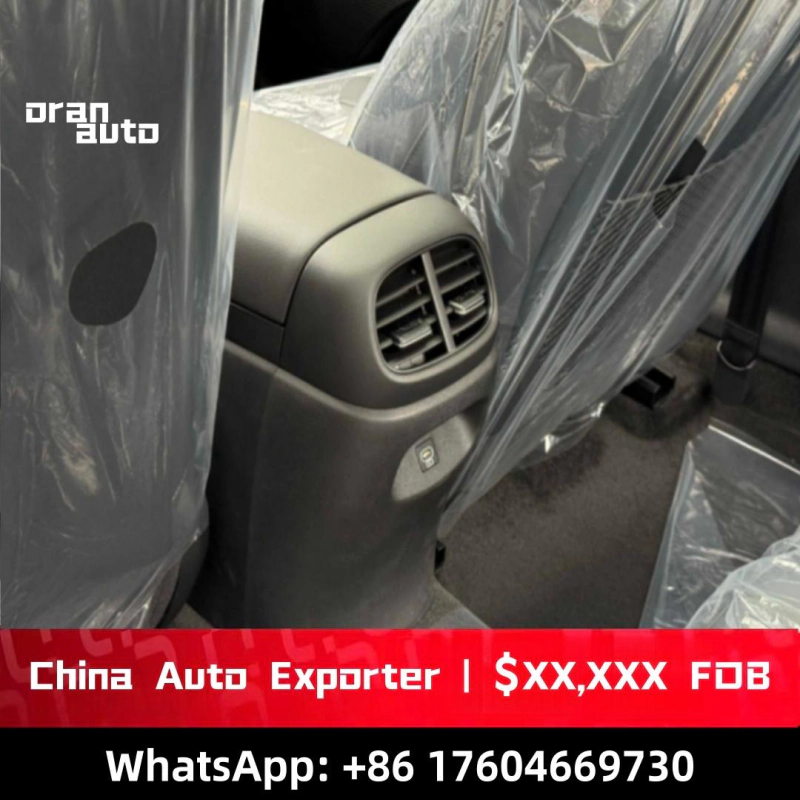 2023 Hyundai Elantra rear exterior sharp tail light design